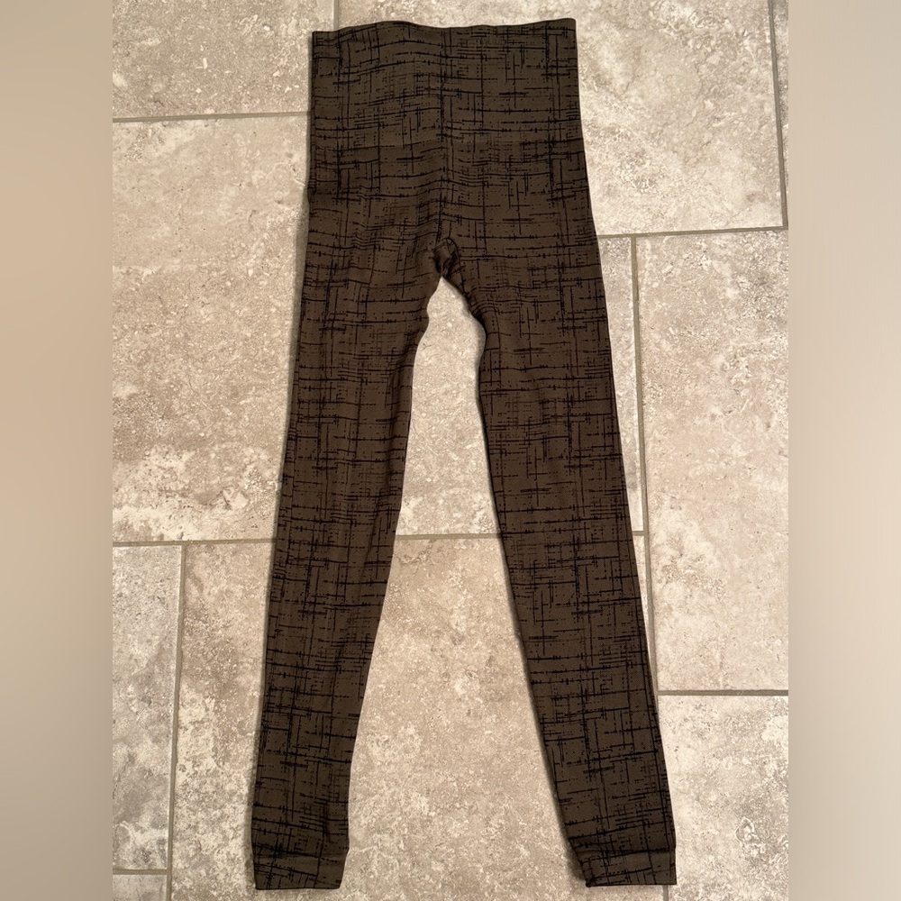 Women’s Spanx Hunter Green Patterned Leggings small